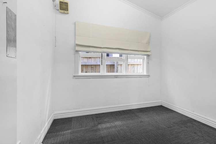 62 Rongotai Road Kilbirnie_9