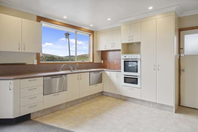 446 Lakeside Road Lovells Flat_2