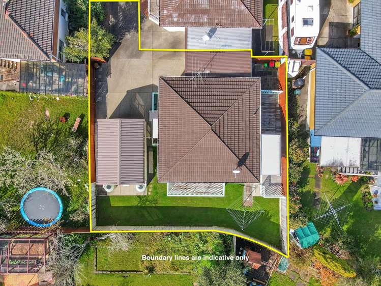 2/12 Tanoa Place Glendene_20