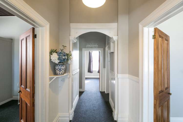 629 Marine Parade Napier South_3