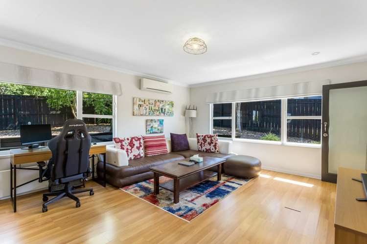 1/1 Broadview Place Howick_15