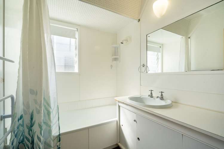 106 Eversleigh Road Belmont_10