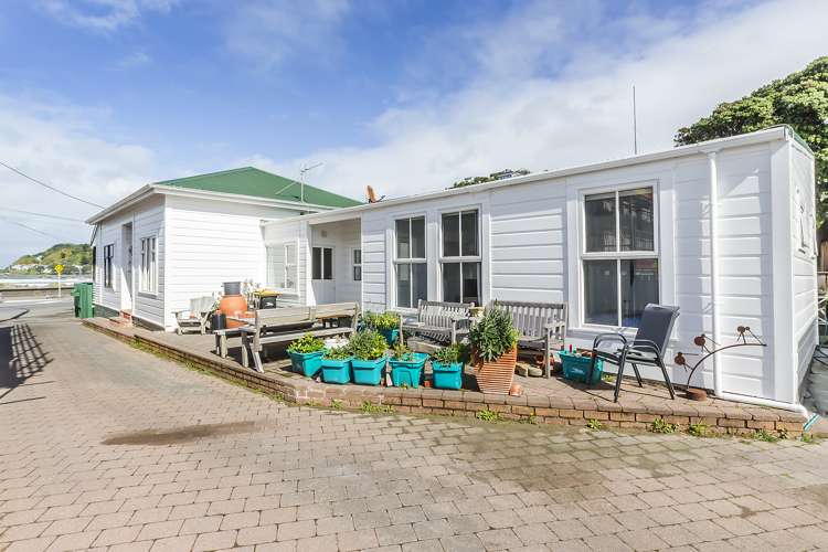 118 Lyall Parade Lyall Bay_3