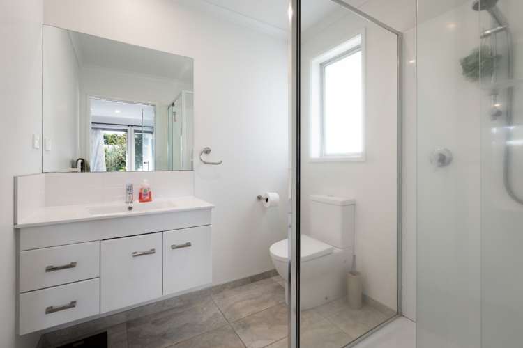 2 Gleneagles Drive Aongatete_15