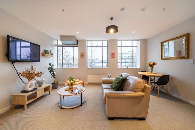 HUTT CENTRAL GEM – SUN-FILLED & SUPERBLY LOCATED!