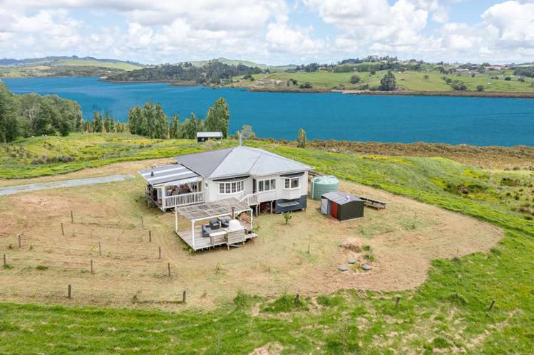 228 Petley Road Paparoa_30