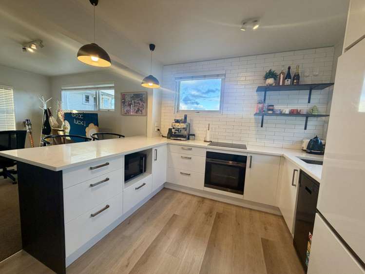 1/23 Lake Road Northcote_2
