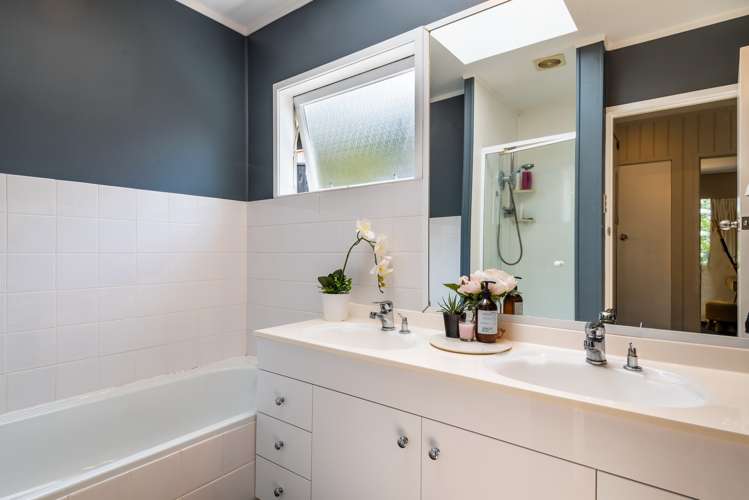 98 Park Hill Road Birkenhead_7