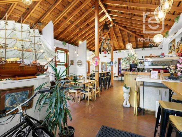5 Oroua Street Eastbourne_2