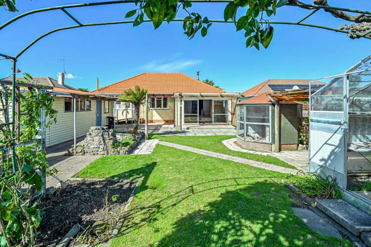 1114 Jellicoe Street Mayfair_11