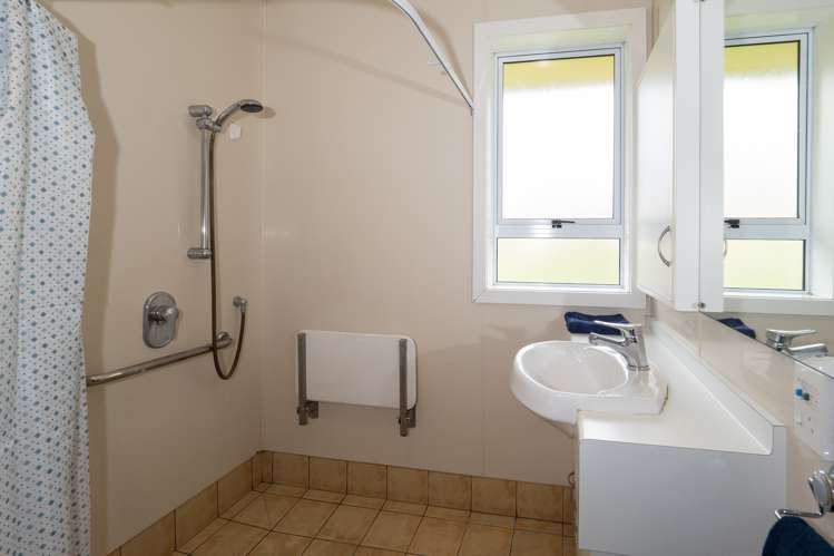 374 Racecourse Road Allenton_16