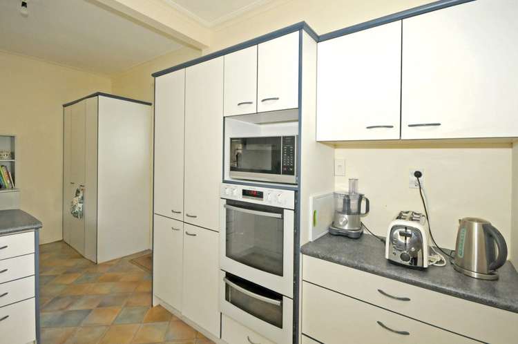 10 Awa Road Miramar_12