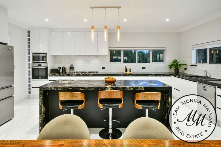 26 Michael Bosher Way Flat Bush_11