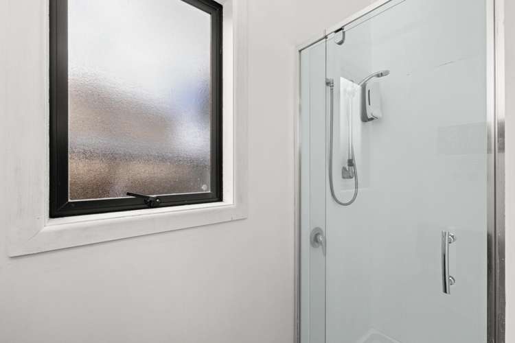 1117 Karamu Road Mayfair_8