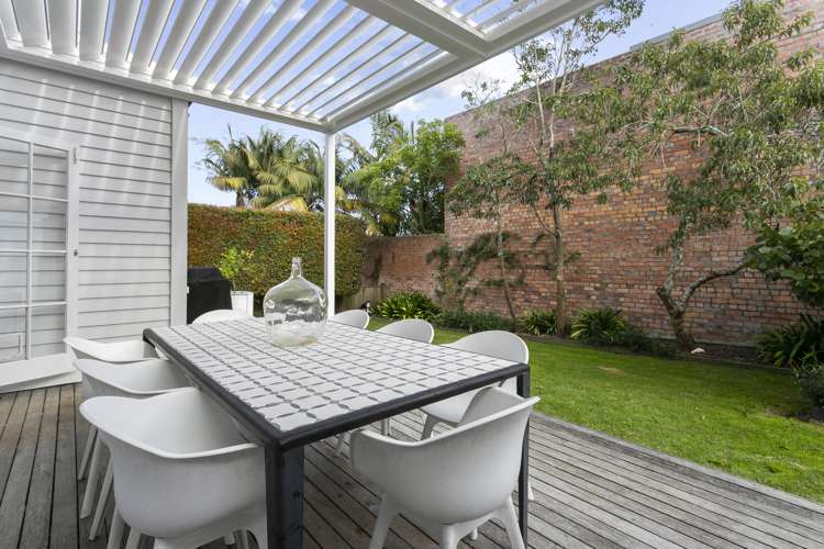 2 Kawerau Avenue Devonport_6