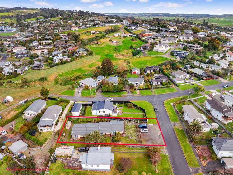 3 Miro Street Helensville_23