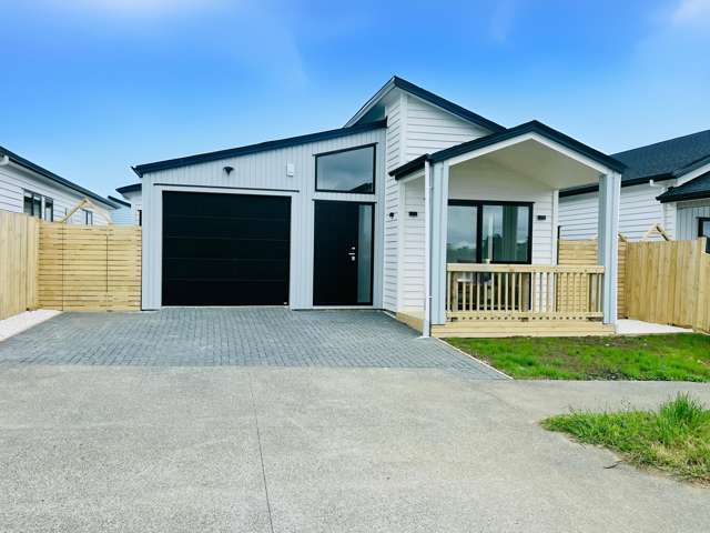 Modern Family Oasis in Karaka - Your Dream Home Awaits