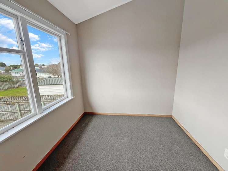 10 Devon Crescent Bulls_5