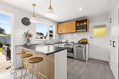 21 Bill Hercock Street_3