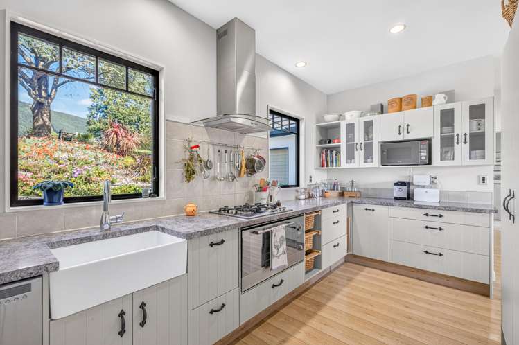 7 Montebello Avenue Stoke_3