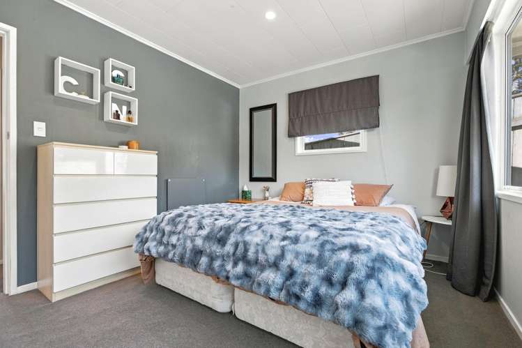 18 Kotare Street Hilltop_18