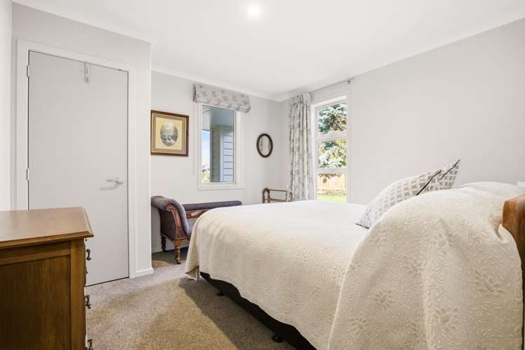 32 and 34 Ngahana Place Turangi_15