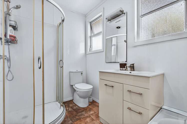 2/14 Laughton Street Taupo_10