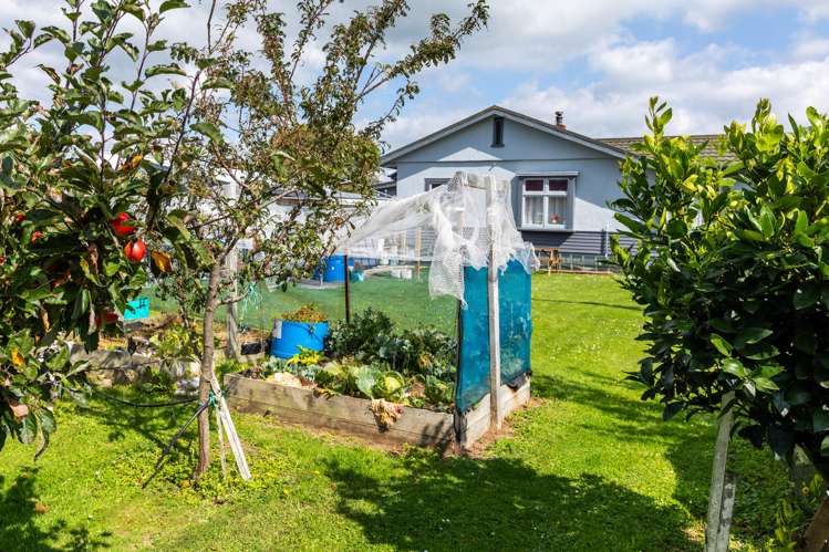 276 High Street Dannevirke_28