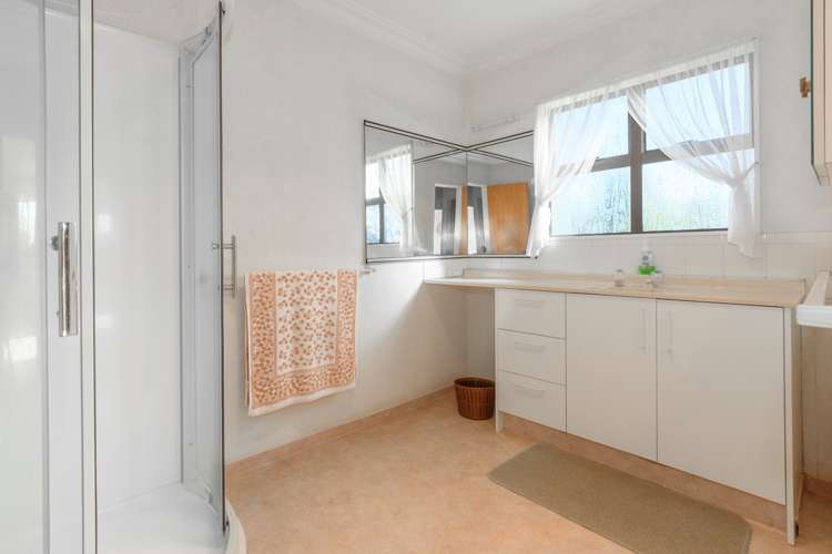 79 Kings Avenue Matua_13