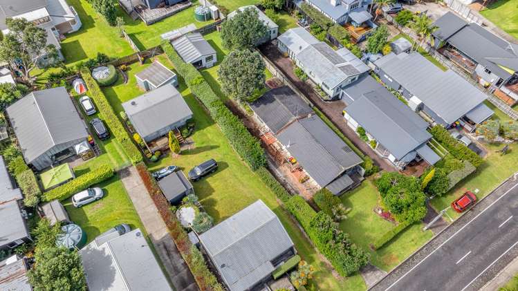 21 Whiritoa Beach Road Whiritoa_19