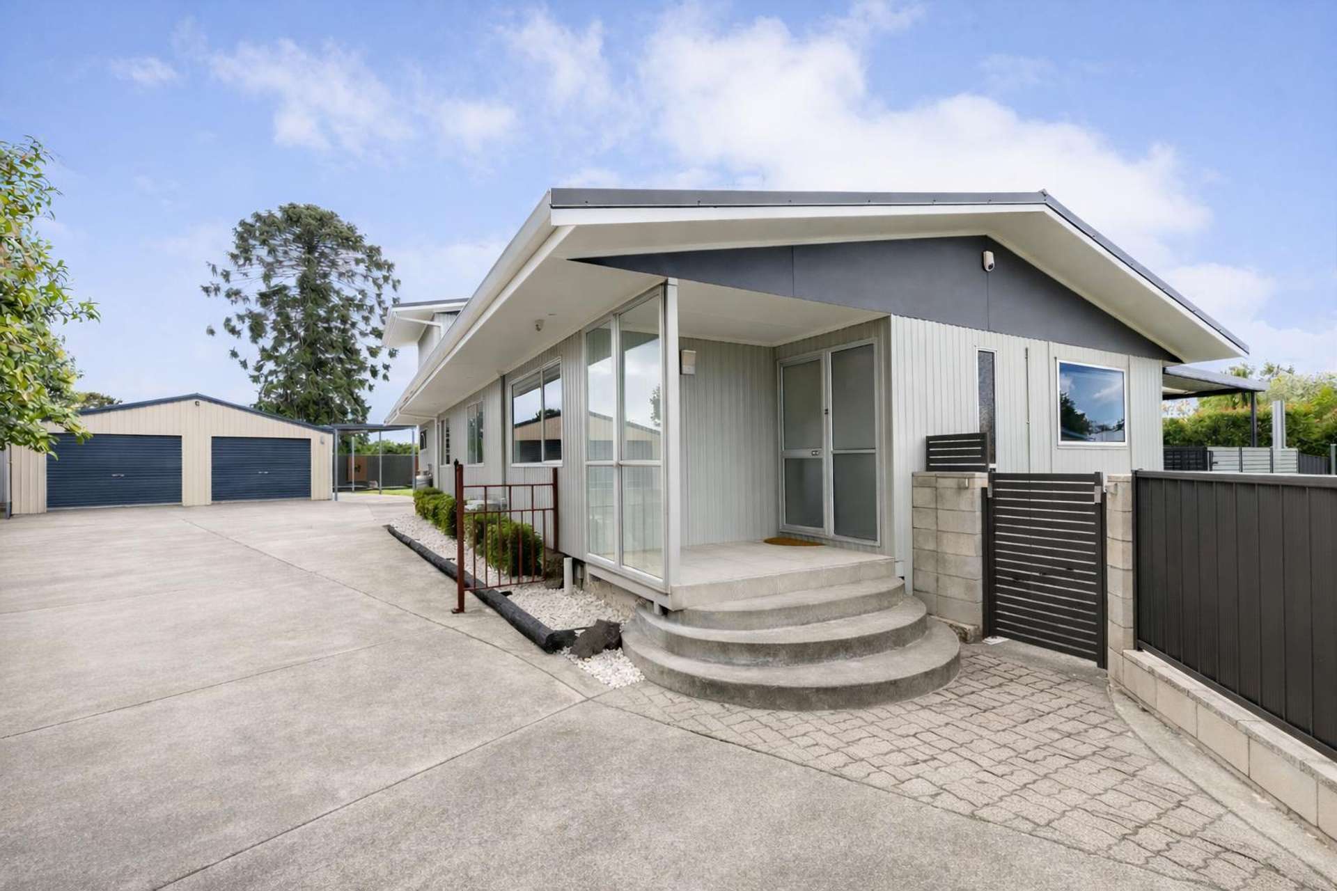 10 Sutton Avenue Clive_0