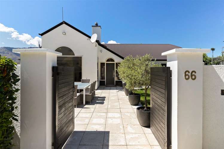 66 Hensman Road Queenstown_19