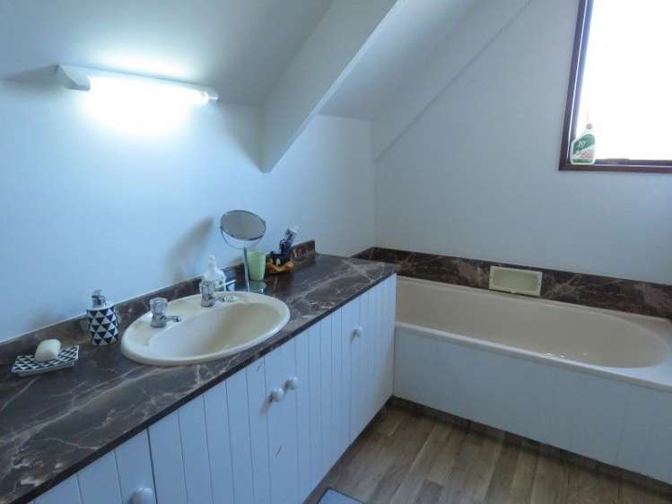 27 Churchill Avenue Allenton_9