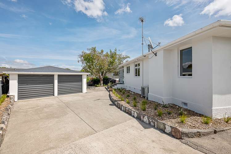 2 Ruthken Crescent Springlands_23