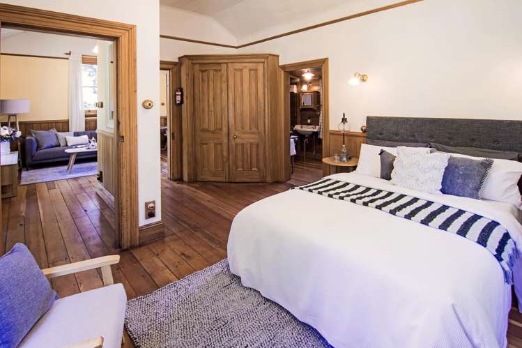 16 Hilton Road Carterton_8