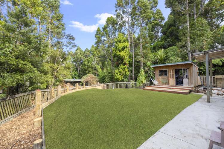 31 Arama Avenue Titirangi_24