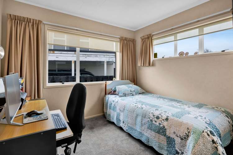 17 Nevada Drive Merrilands_19