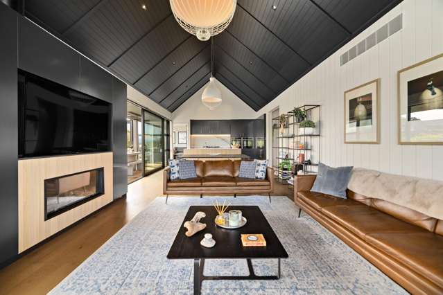 17 Falconer Rise Jacks Point_1