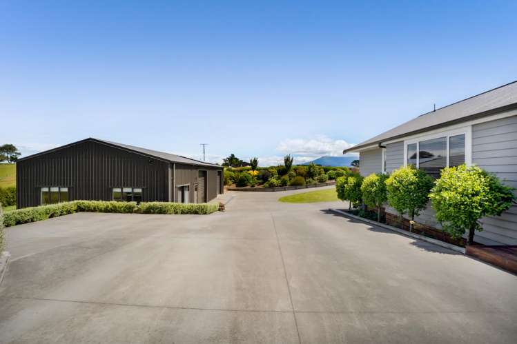 32B Bird Road Stratford_29