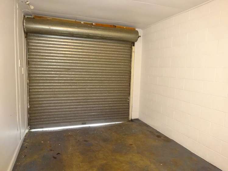 2/1102 Williams Street 10487_11