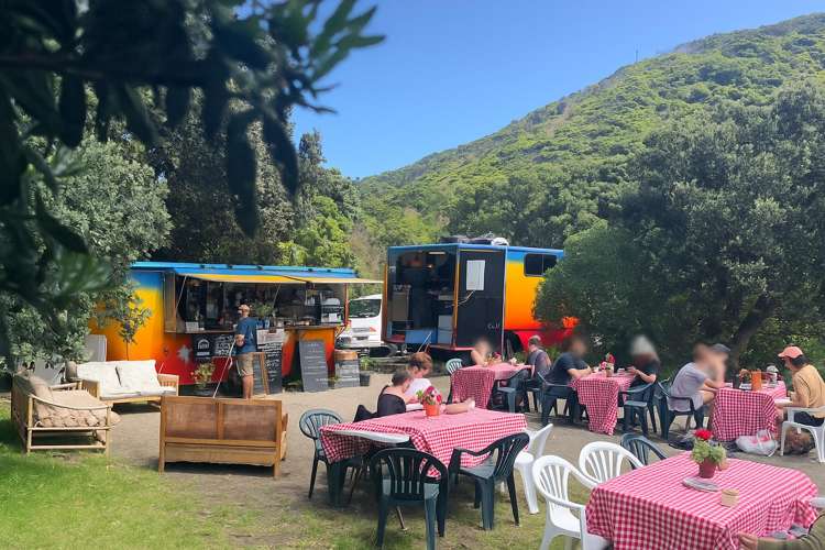 8 Erangi Place Bethells Beach_50