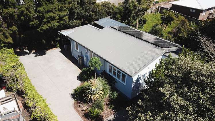 1/4 Kaurilands Road Titirangi_10