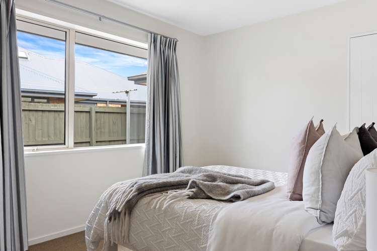 7 Benmore Gardens Harewood_13