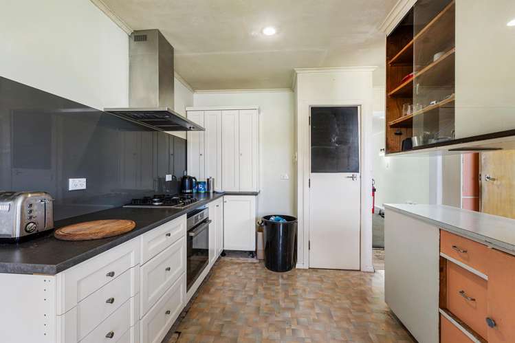 12 Hawtrey Terrace Johnsonville_7