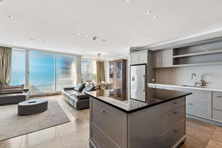 2703/8 Albert Street City Centre_14