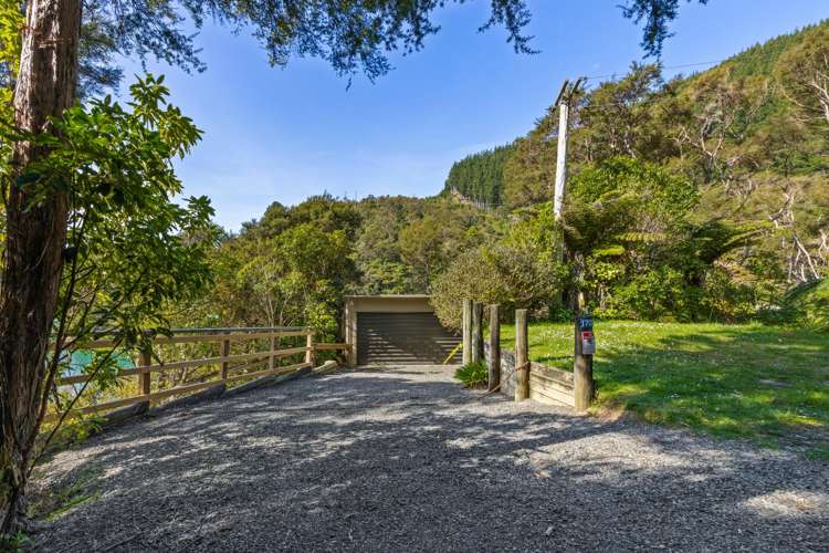 1703 Kenepuru Road Kenepuru Sound_33