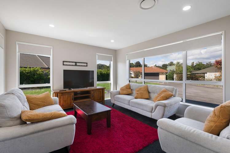 8 Wakatere Place Thames_13