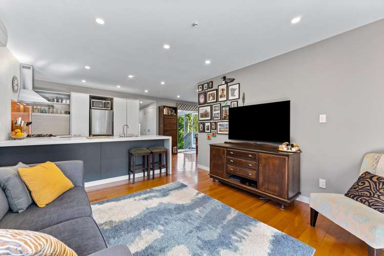 14 Rosecamp Road Beach Haven_13