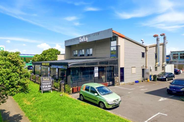 1/302 Te Irirangi Drive Flat Bush_2