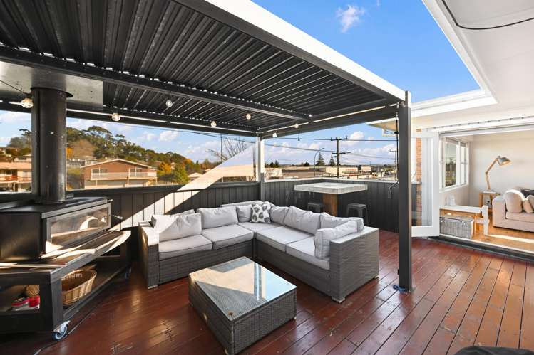 1 Garden Heights Avenue Glenview_18